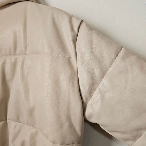 NWT ABERCROMBIE & FITCH BONE / CREAM PUFFER JACKET VEGAN LEATHER SIZE MED WMNS - Picture 8 of 16